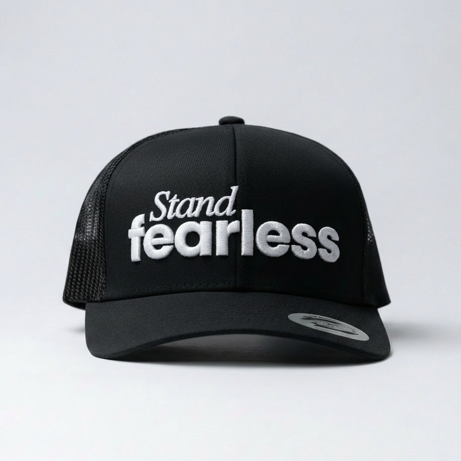 STAND FEARLESS | TRUCKER bland några få